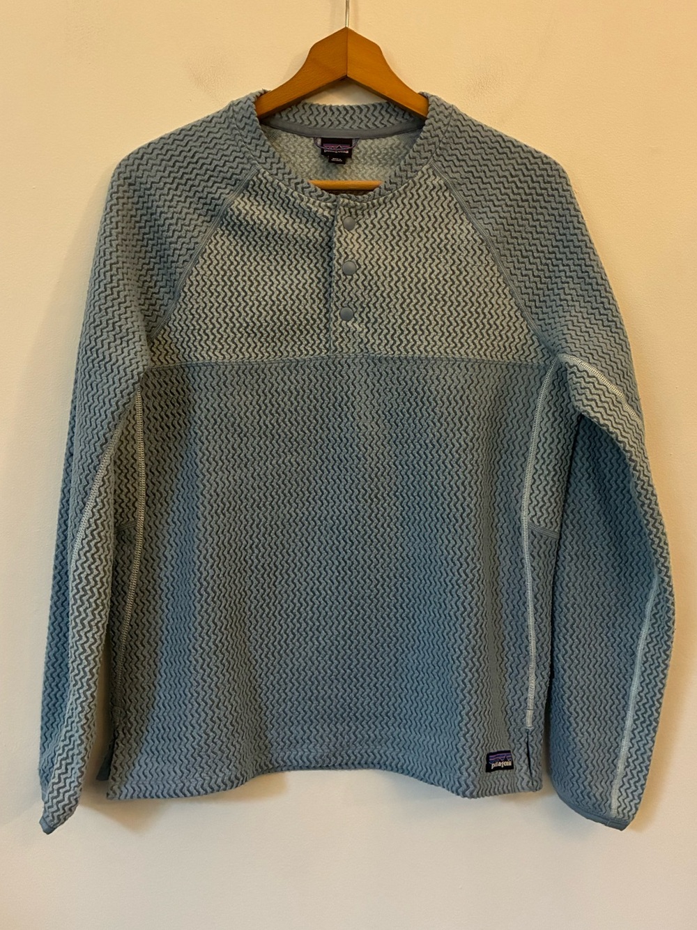 Patagonia R1 Air Henley - Picture 3 of 8